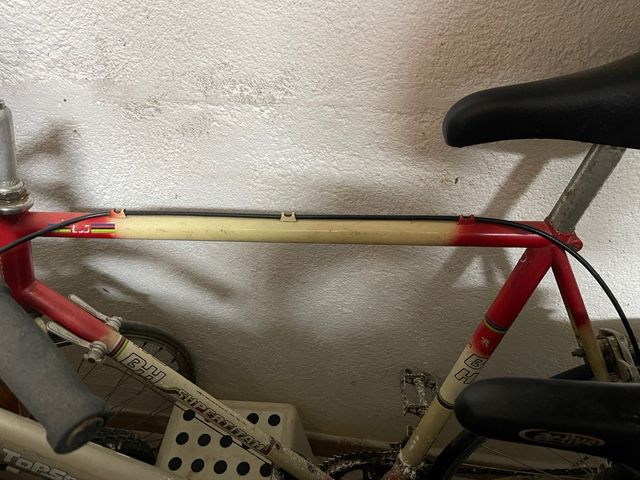 Bicicleta de carreras coleccionista para restaurad