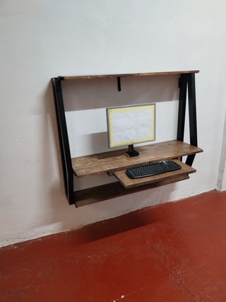 Mesa de escritorio colgante