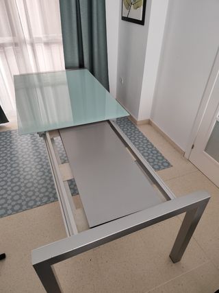 Mesa comedor extensible 