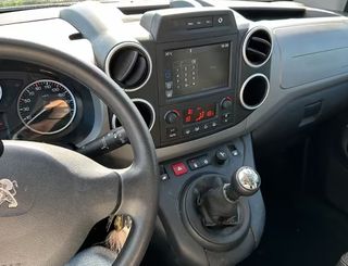 PEUGEOT - PARTNER TEPEE Pure tech 110  8