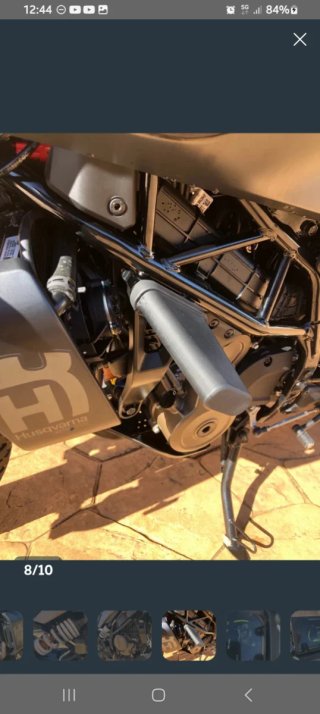 Moto Husqvarna svartpilen 401 2025