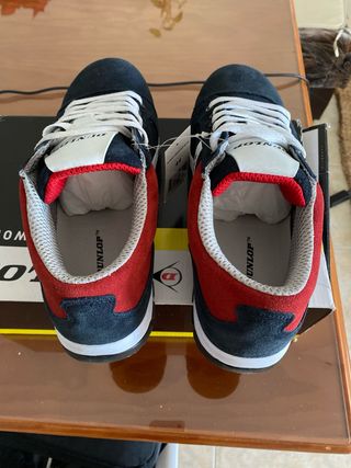 Zapatos de seguiridad Dunlop. Talla 44