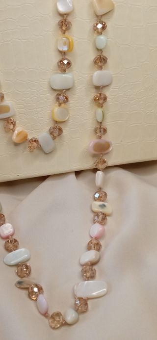 Collana madreperla cristalli