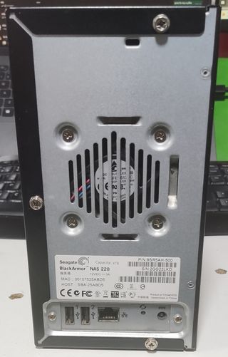 Seagate BlackArmor NAS 220 4TB