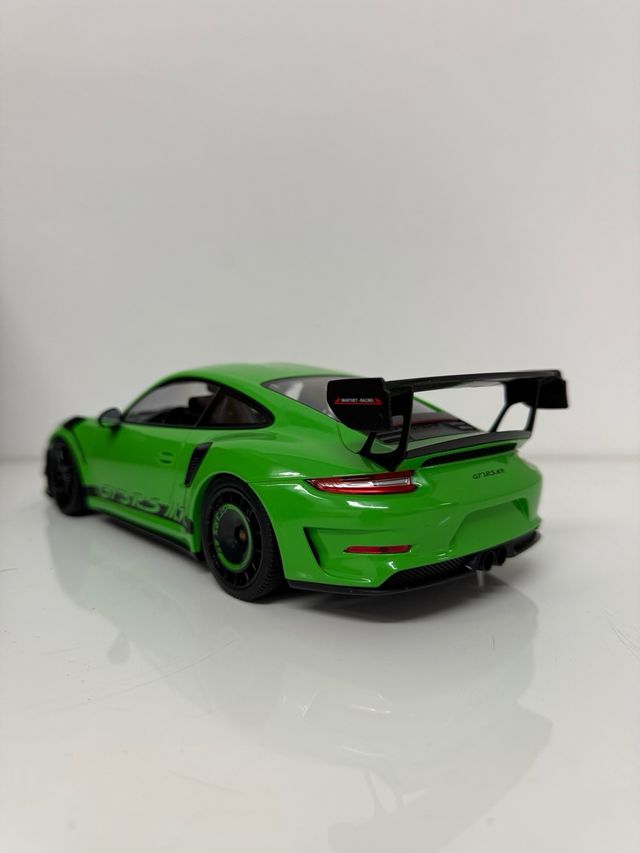 Porsche 911 GT3 RS MR 1:18 Minichamps