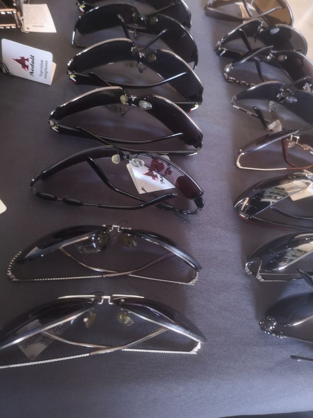 Gafas de sol 40 en total