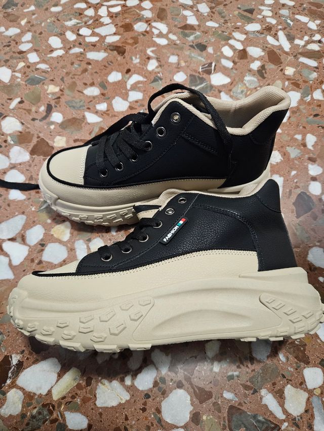 Zapatos con plataforma estilo casual