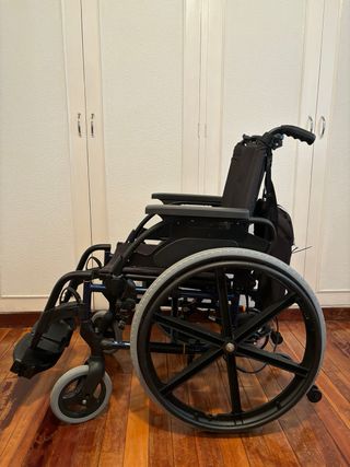 Silla de ruedas con motor