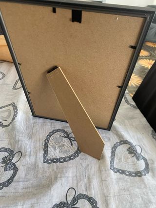 Quadro con cornice ricamato a mano