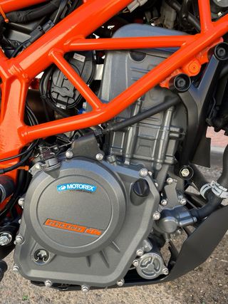KTM DUKE 390