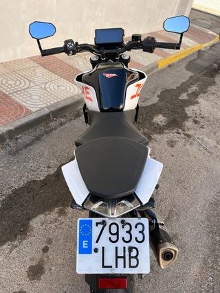 KTM DUKE 390
