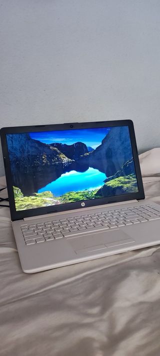 Ordenador portatil HP 15dw0020ns 
