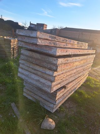 Vendo Puntales de obra de 3mt y erementa de const