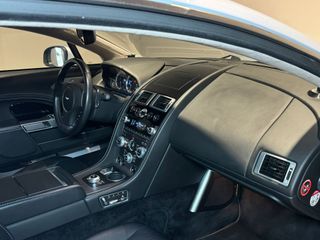 Aston Martin Rapide 2010