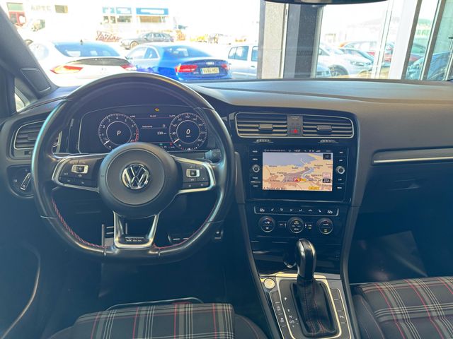 Volkswagen Golf GTI Performance