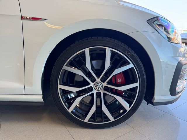 Volkswagen Golf GTI Performance