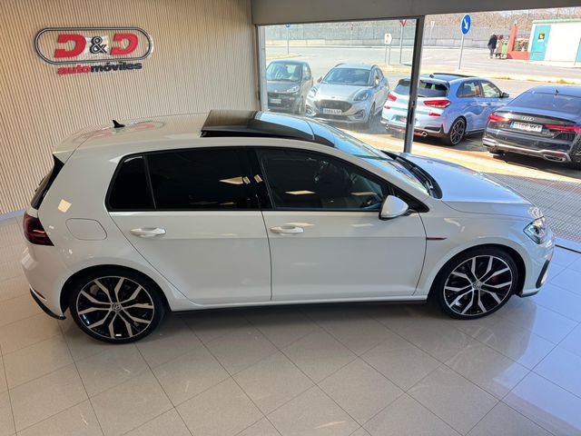 Volkswagen Golf GTI Performance