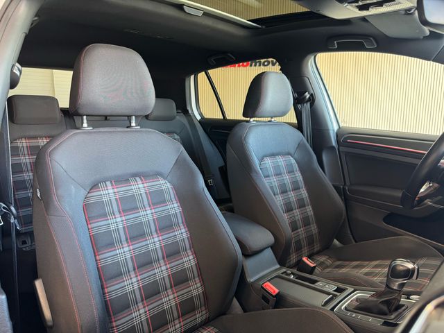 Volkswagen Golf GTI Performance