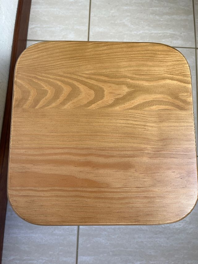 Banqueta de madera