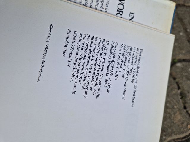 Livro grande sobre aviões