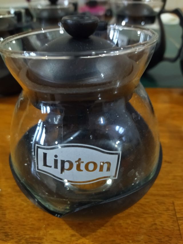 4 piccole teiere in vetro