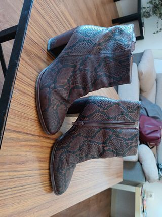 Botines Wonders piel 38