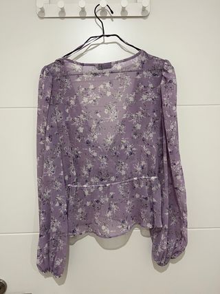 Blusa de gasa lila