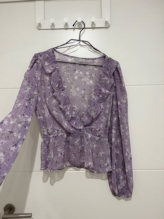 Blusa de gasa lila