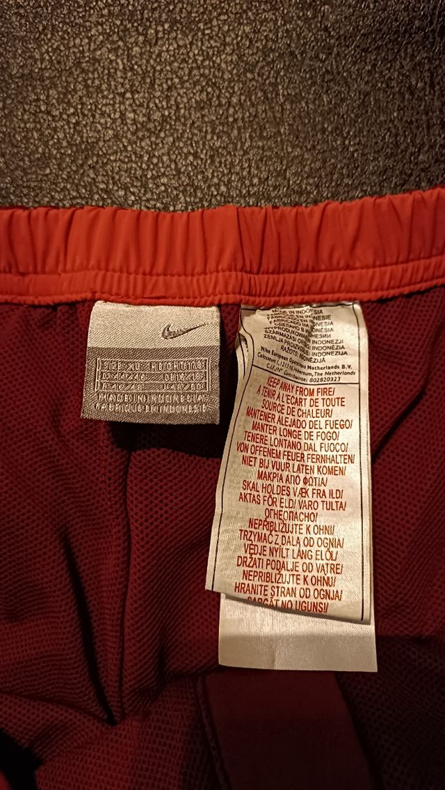 Chandal Nike vintage mujer años 2000 nuevo