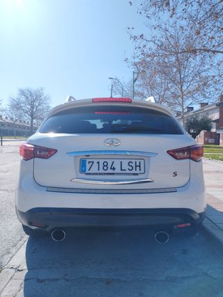Infiniti FX30 2012