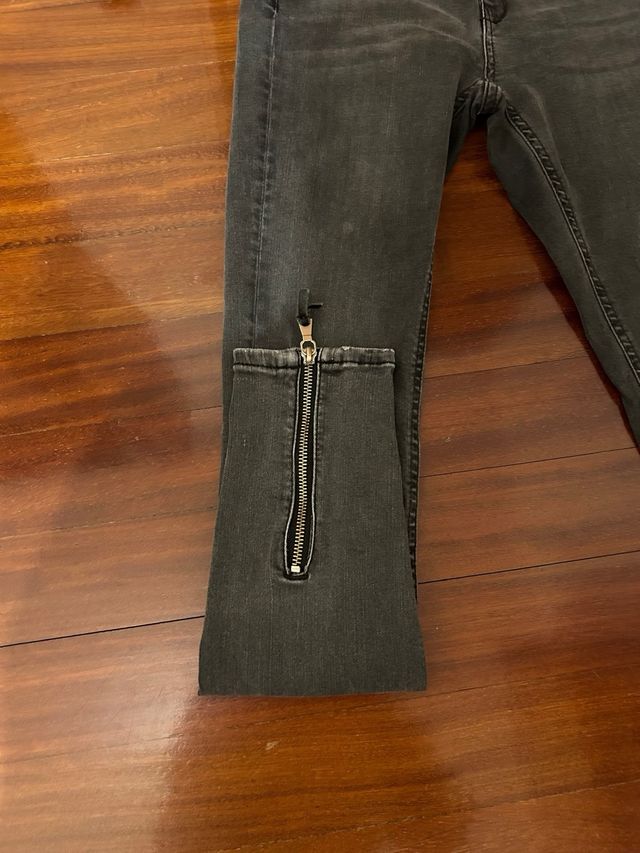 Vaquero mujer Zara gris