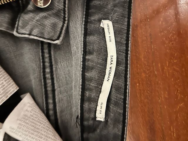 Vaquero mujer Zara gris