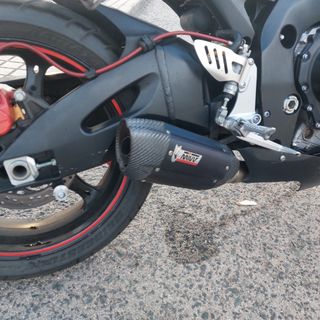 SUZUKI GSX-600R