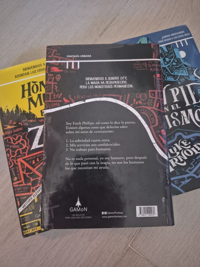 Trilogía Luke Arnold