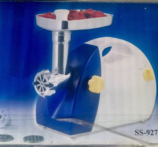 Picadora trituradora eléctrica. Robot de cocina