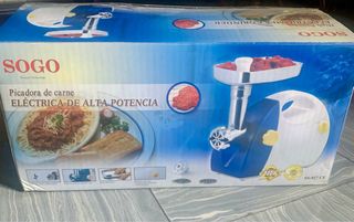 Picadora trituradora eléctrica. Robot de cocina