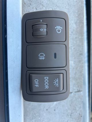 Botonera luz kia carnival 2009