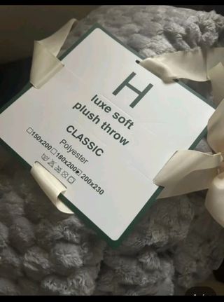 Manta gris 2,00 *2'30, a estrenar suave.