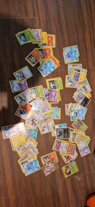 Cromos Pokemon, Bakugan, Invizimals, Harry Potter