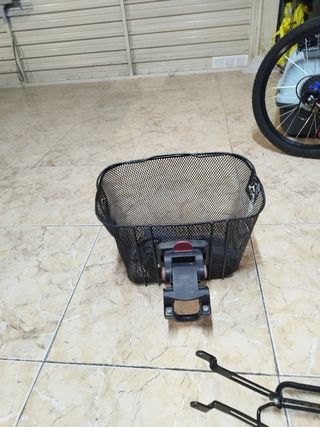 Sexta y parrilla trasera para bici de paseo