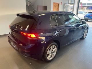 Volkswagen Golf 2021