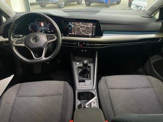 Volkswagen Golf 2021