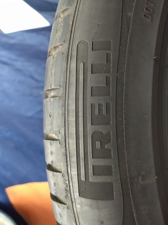 255 45 19 100V PIRELLI SCORPION