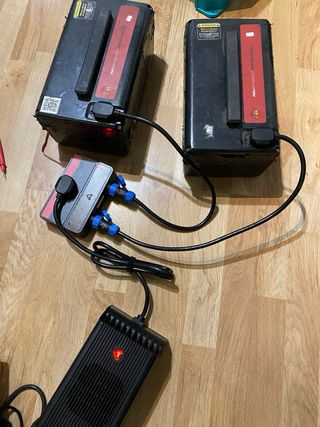 Cargador de bateria de litio dual Niu Moto NGT
