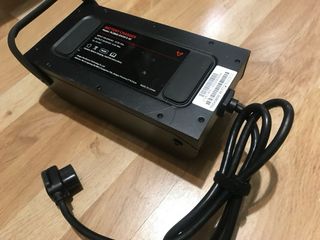Cargador de bateria de litio dual Niu Moto NGT