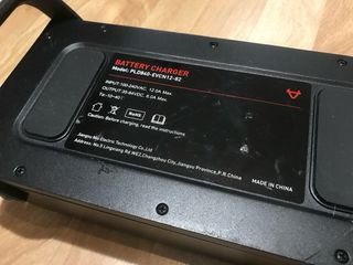 Cargador de bateria de litio dual Niu Moto NGT