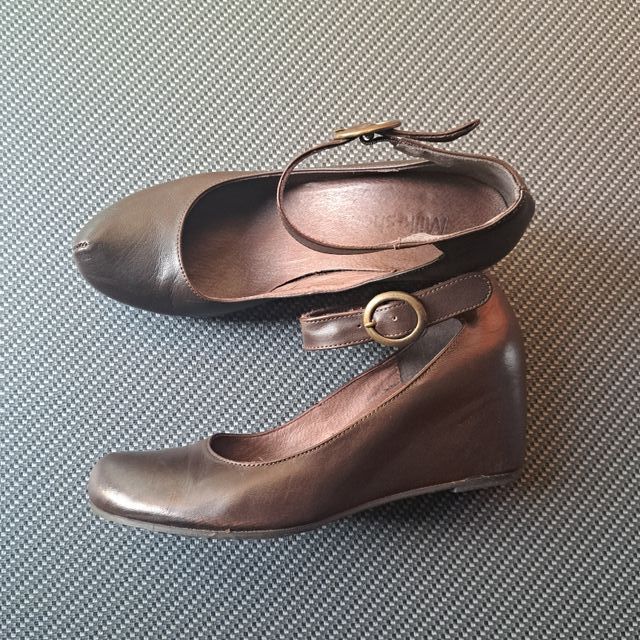 Scarpe donna marrone lavorazione artigiana