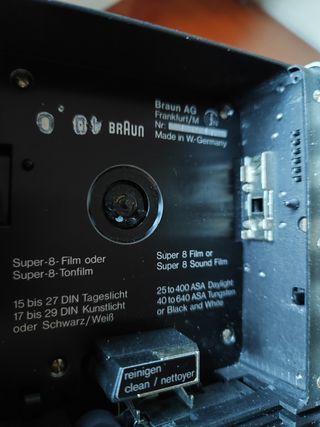 Cámara Super8 Nizo 2056