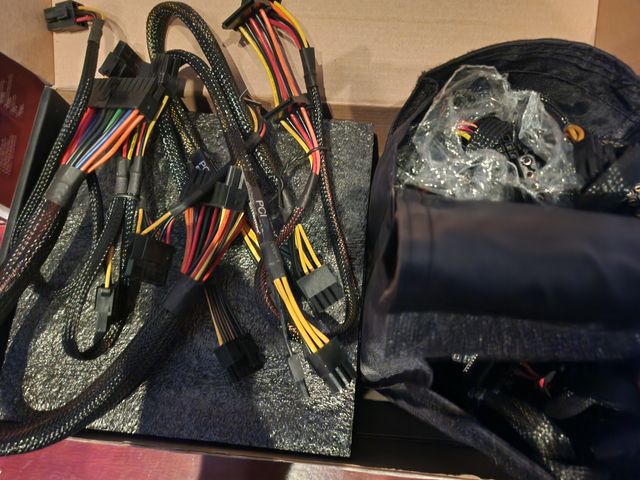 SeaSonic X760 MODULAR 760W ATX12V V2