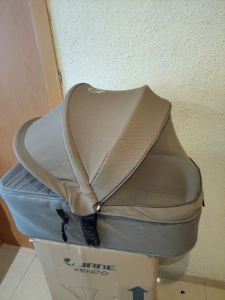 Portabebé Capazo Jane Micro BB Ergonómico 